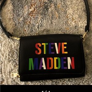 Steve Madden crossbody purse/wallet